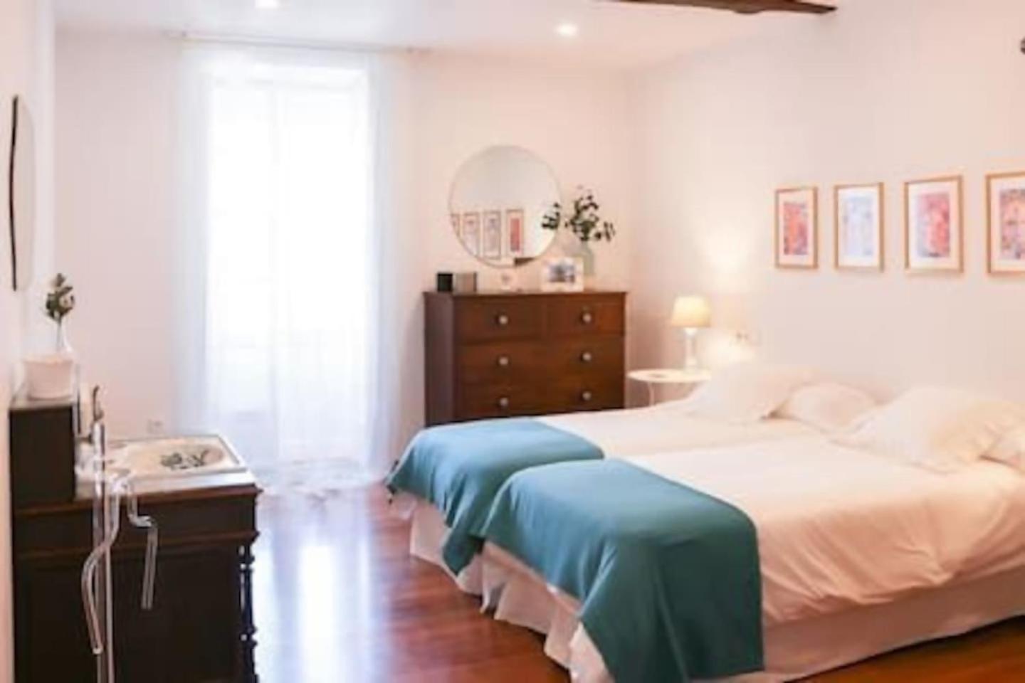 Apartamento Exclusivo En Zona Monumental Apartman Santiago de Compostela Kültér fotó